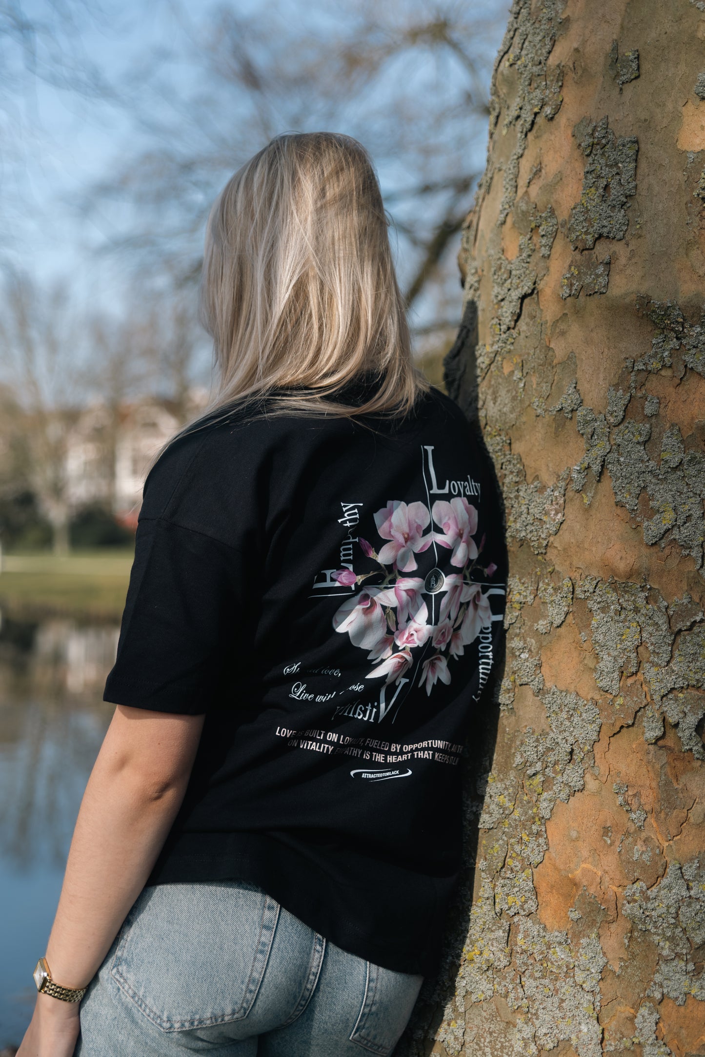 La camiseta extragrande Heartfelt