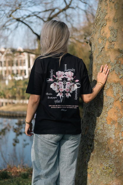 La camiseta extragrande Heartfelt