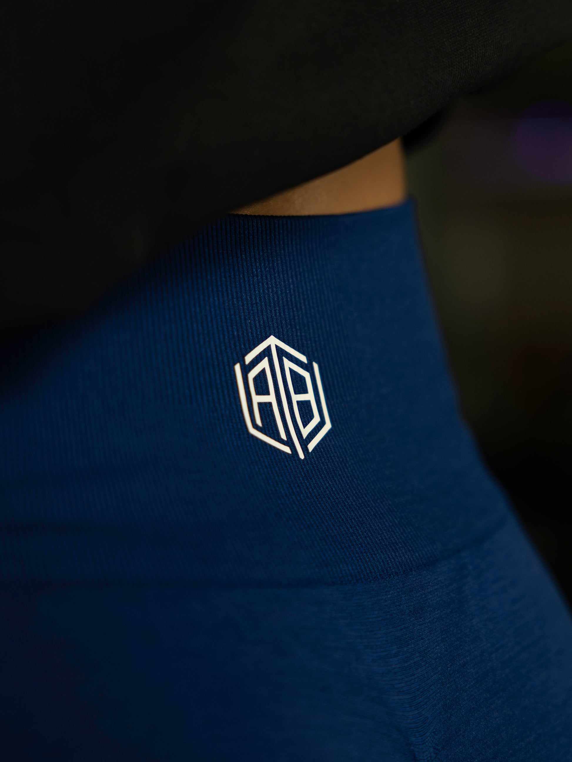 The Everyday Seamless Legging - Attractedtoblack